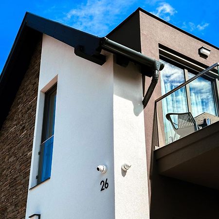 Twin Premium Apartman Тихань Экстерьер фото