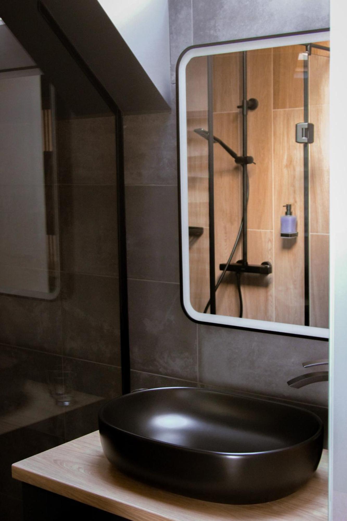 Twin Premium Apartman Тихань Экстерьер фото